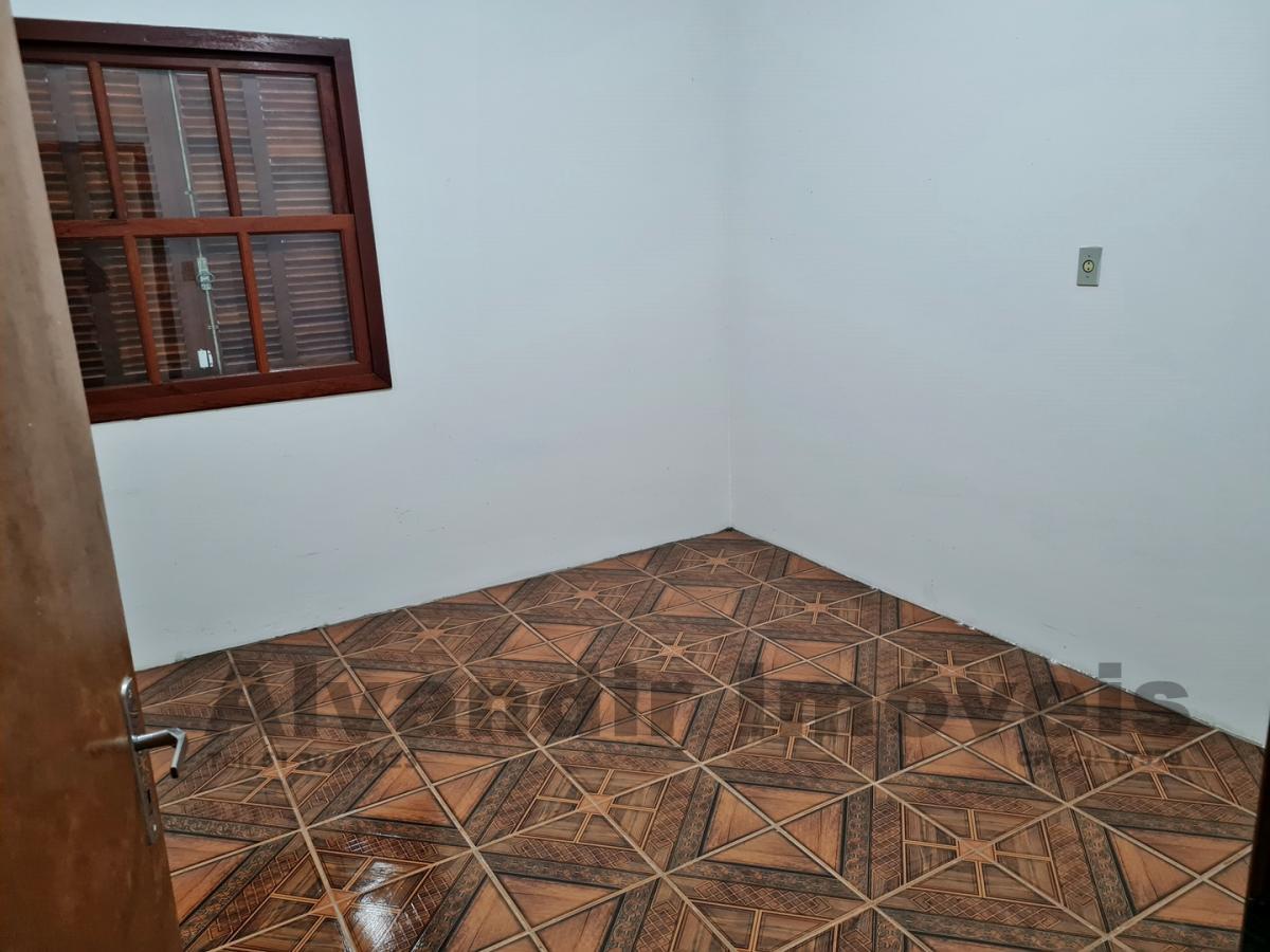 Casa à venda com 2 quartos, 480m² - Foto 8