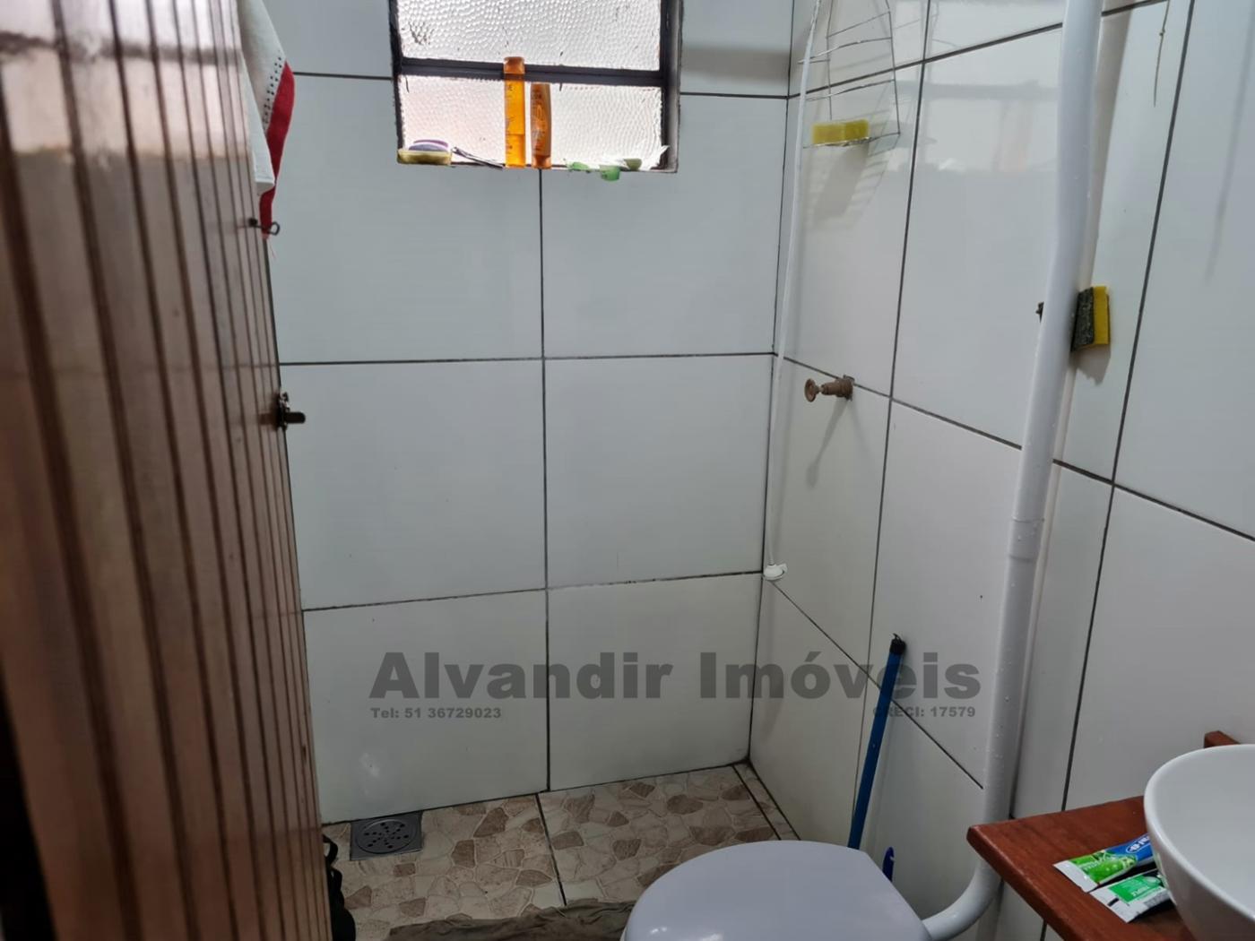 Casa à venda com 2 quartos, 600m² - Foto 11