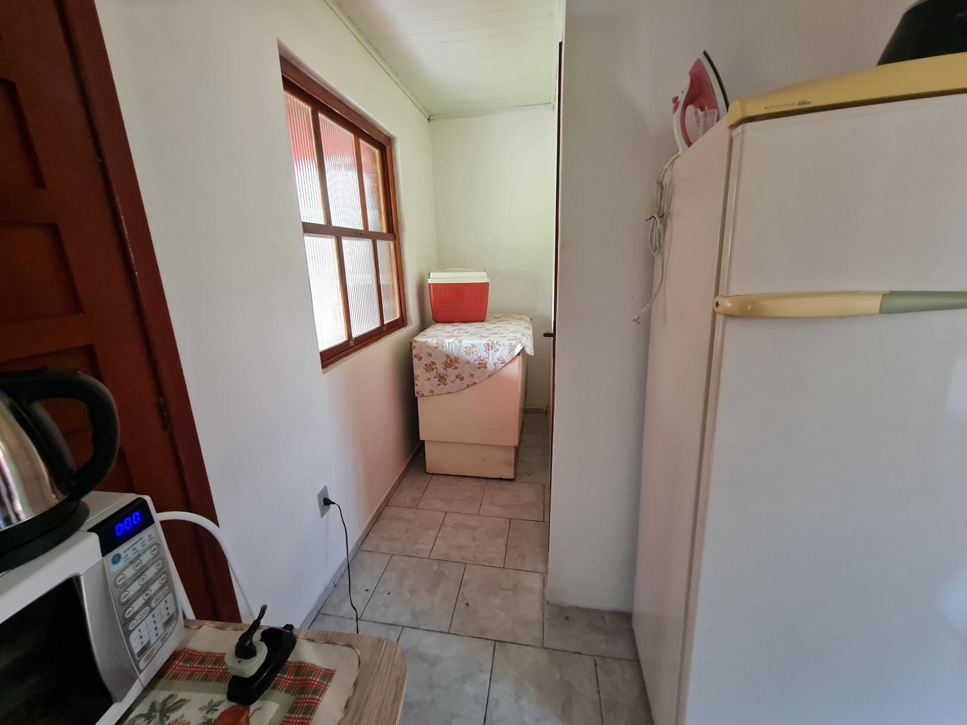 Casa à venda com 4 quartos, 600m² - Foto 9