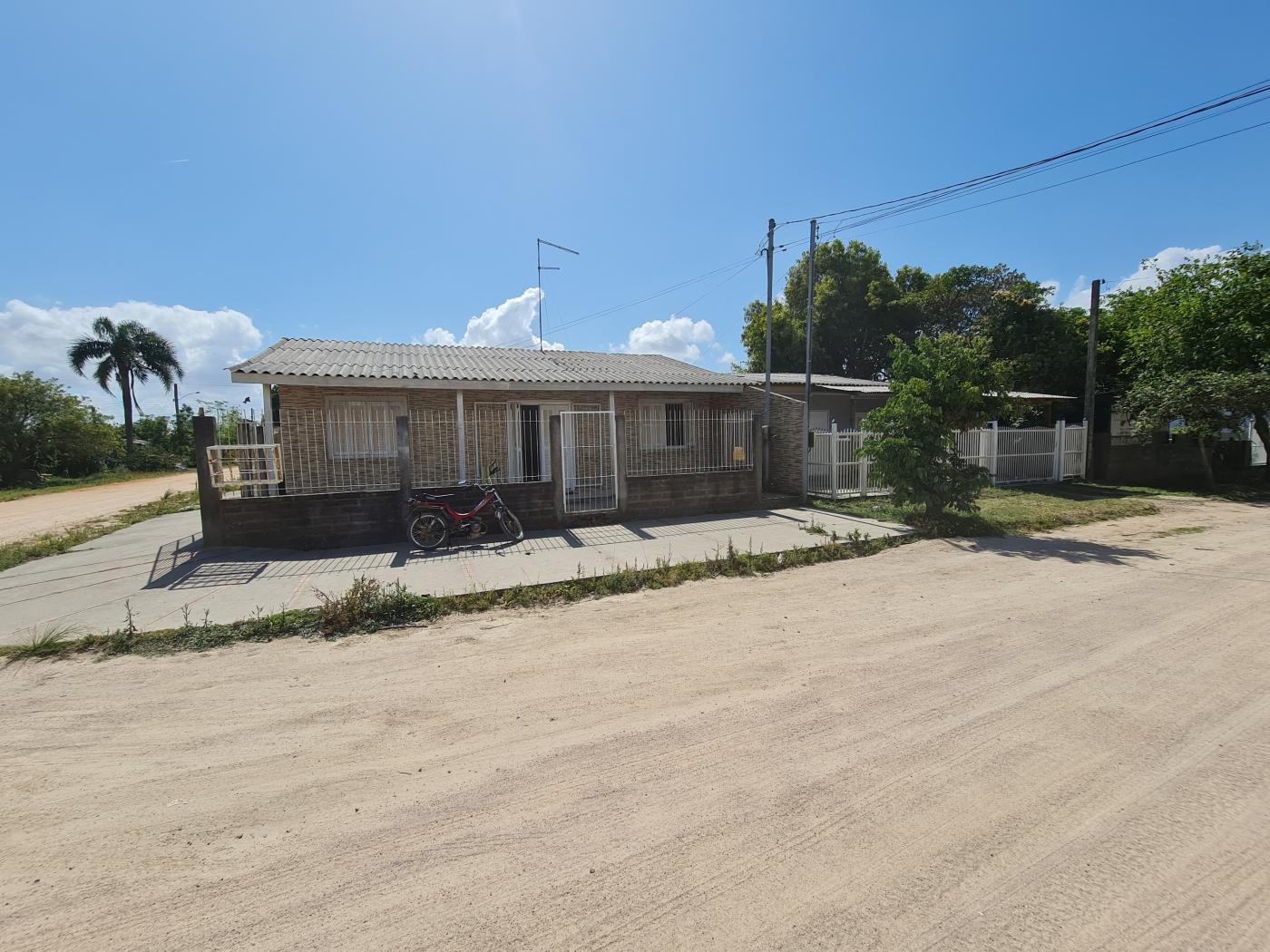 Casa à venda com 2 quartos, 186m² - Foto 5